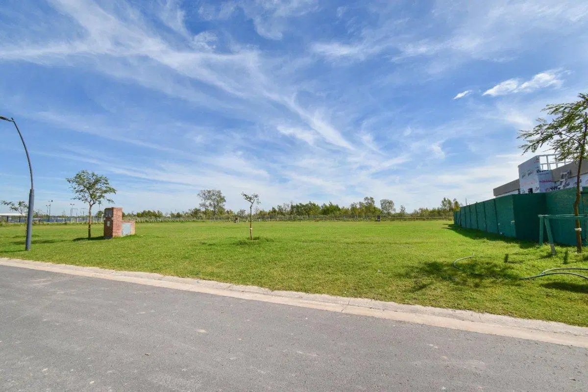 Lote en Venta en Puerto del Lago, Amarras, Escobar 2