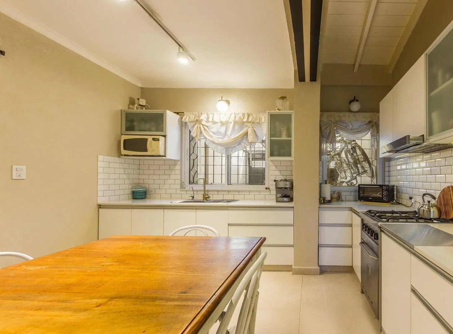 VENTA CASA LOTE PROPIO 3 AMB C/ PATIO EN MARTINEZ 5