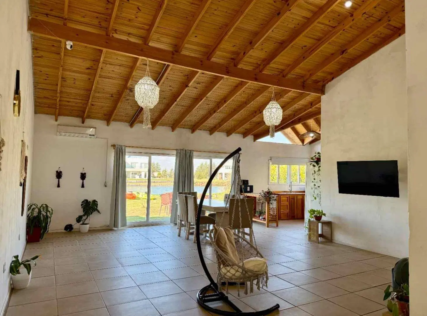 CASA 5 AMBIENTES A LA VENTA- Lagos de San Eliseo 8