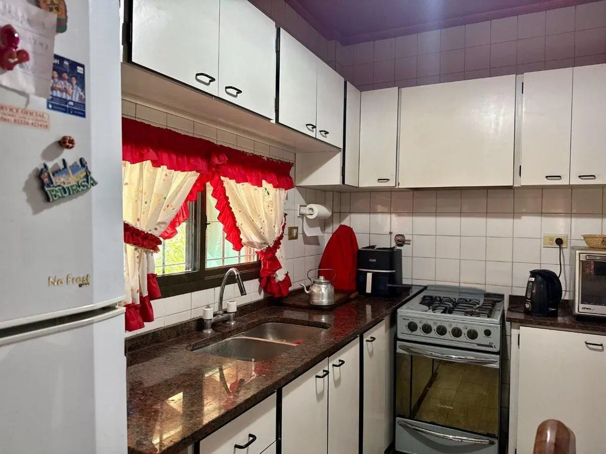Casa en venta 3 AMBIENTES- Carlos Spegazzini 5