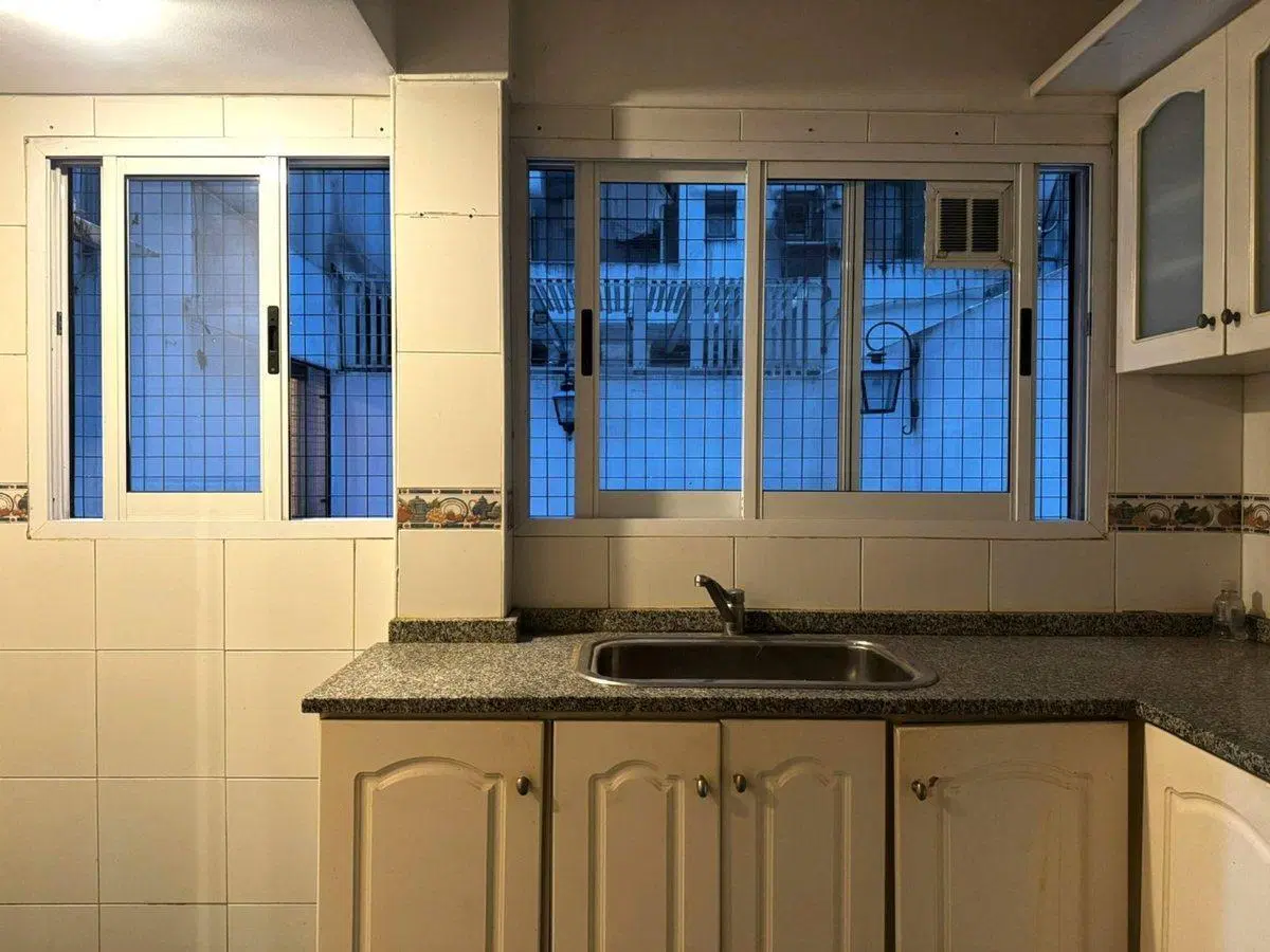 VENTA DEPARTAMENTO 3 AMBIENTES CON PATIO - RETIRO 5