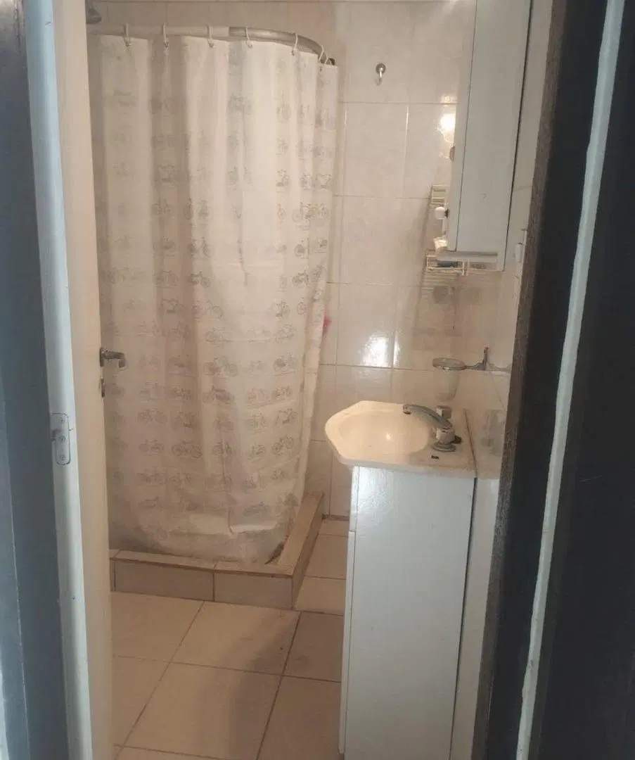 Venta PH 5 amb a refaccionar c/patio en Ciudadela 4