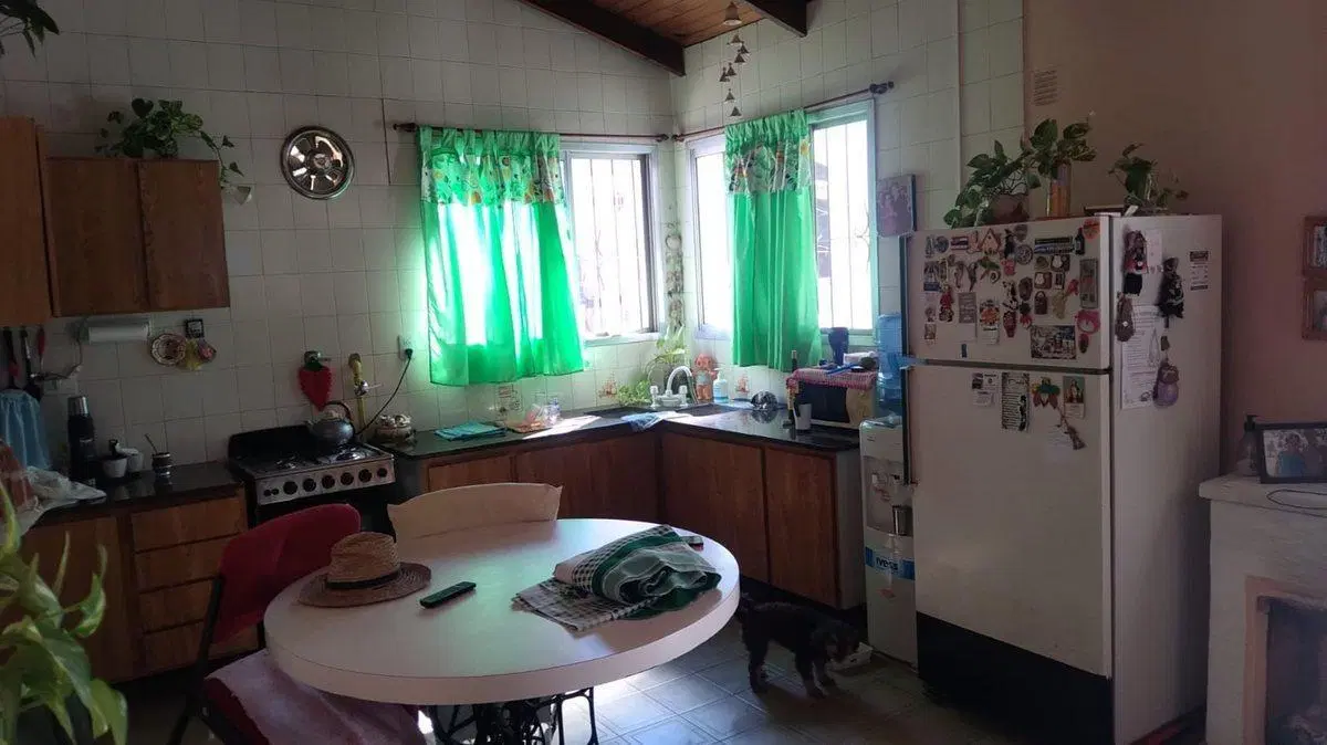 Casa 3 Ambientes con Jardín, Cochera y Parrilla 8