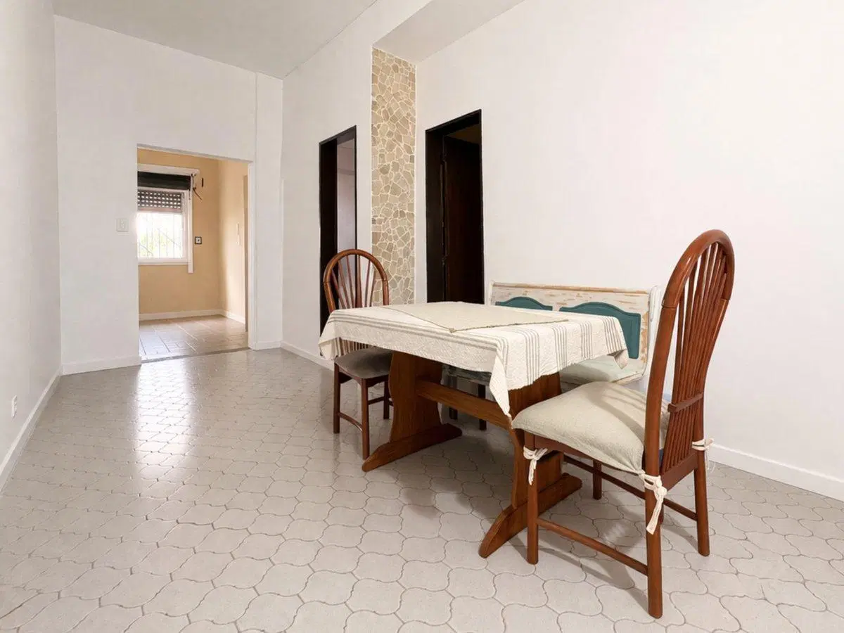 Casa 3 amb + 2 departamentos 3 amb en venta TESEI 2