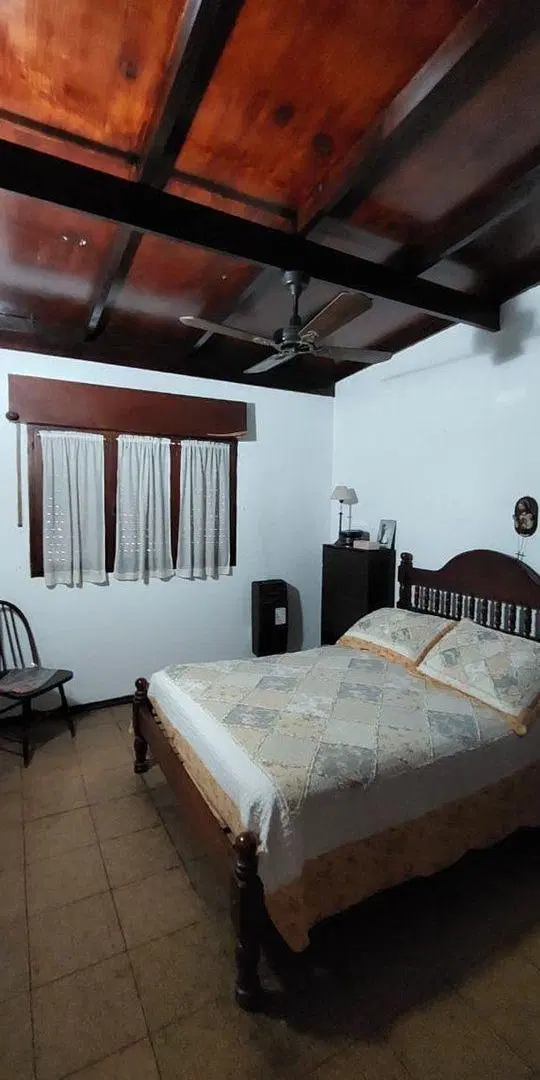 Venta Casa con Gran Terreno - Tigre 4