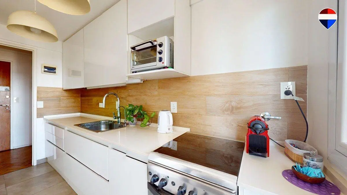 DPTO 2 AMB. EN VENTA EN ACASSUSO CON BALCON 4