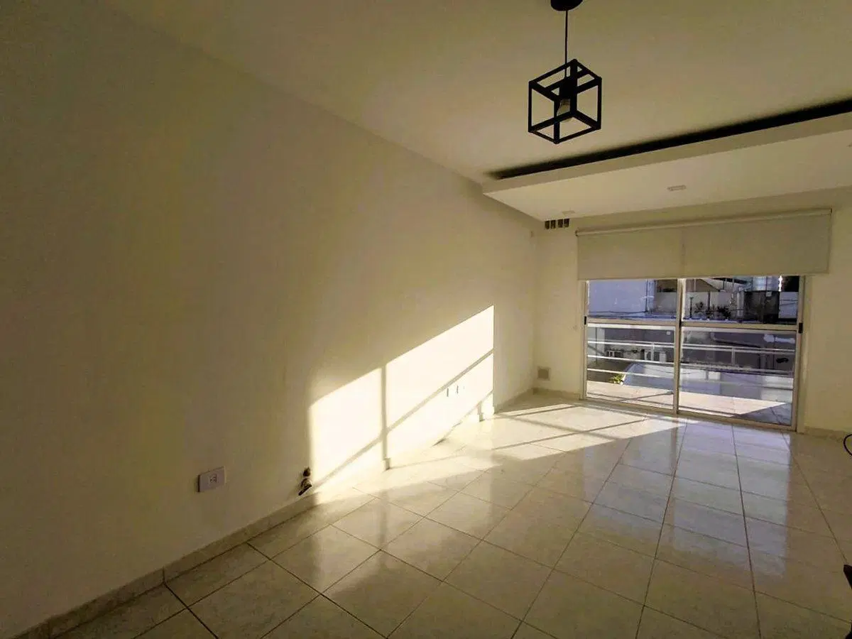 VENTA DEPARTAMENTO 3 AMB J. L. SUAREZ con renta 2