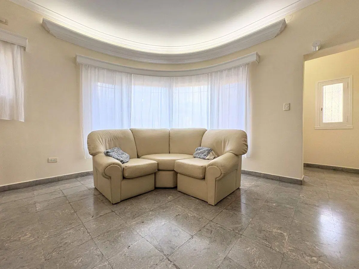 CASA EN VENTA, 5  AMBIENTES-FLORIDA-VICENTE LOPEZ 2