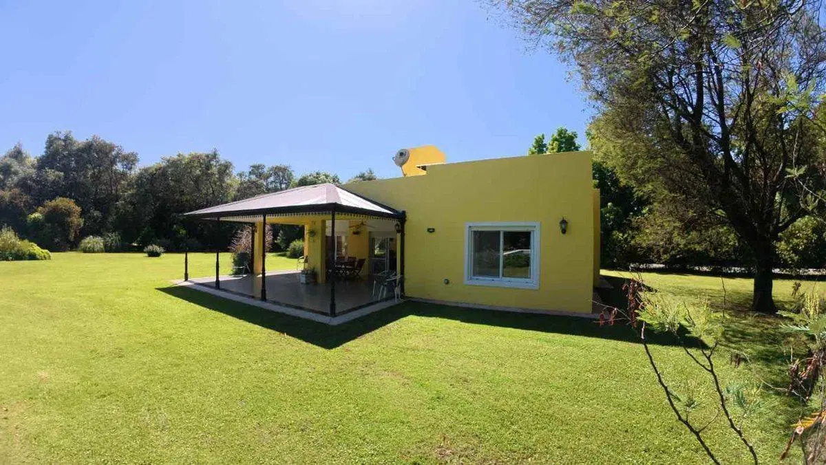 CASA 4 AMB EN VENTA EN OPEN DOOR CON PILETA 3