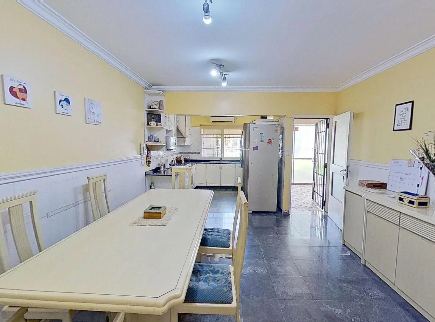 CASA ESPECTACULAR PILETA VENTA CASEROS A/CREDITO 1