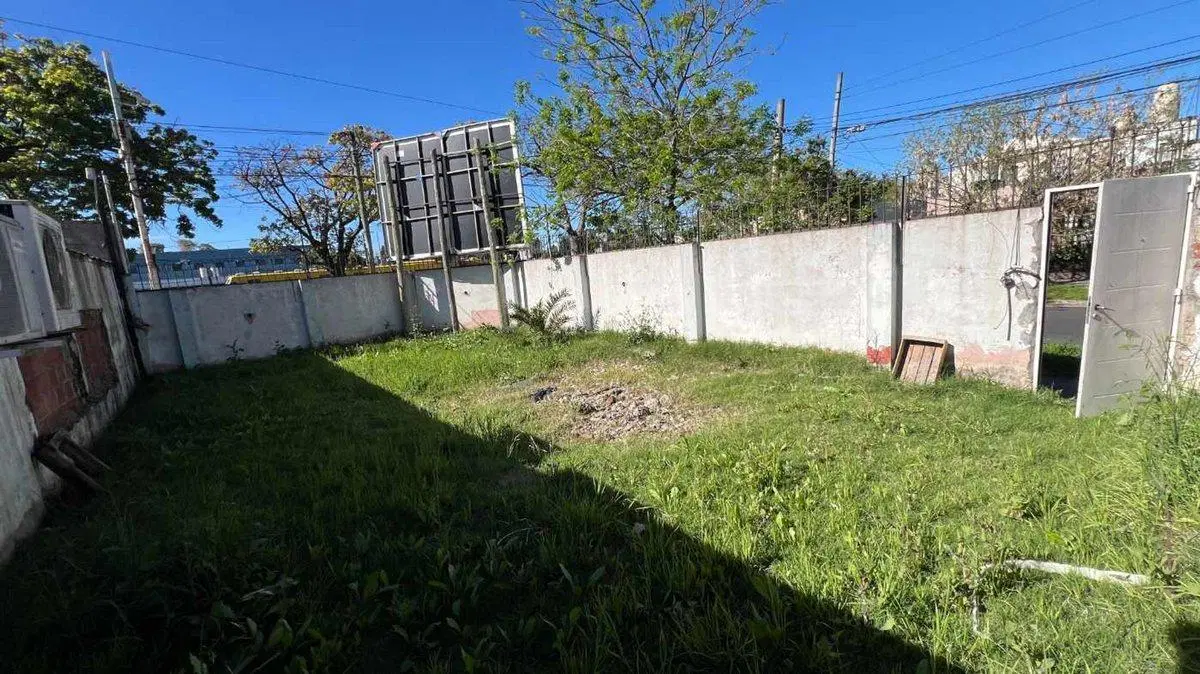 LOTE/TERRENO CON LOCAL VENTA EN CASEROS- INVERSION 3
