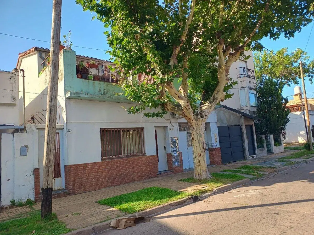CASA MULTIF. 6 AMB. TERR. COCH. A/CRE. FLORIDA O. 5