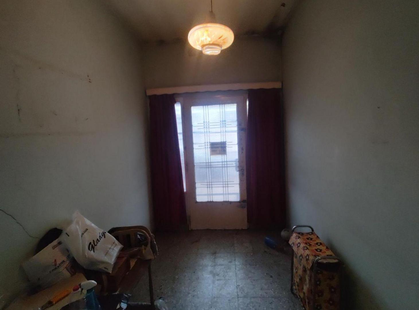Foto de Venta. Casa lote propio a reciclar. Parque.Caseros, imagen 4