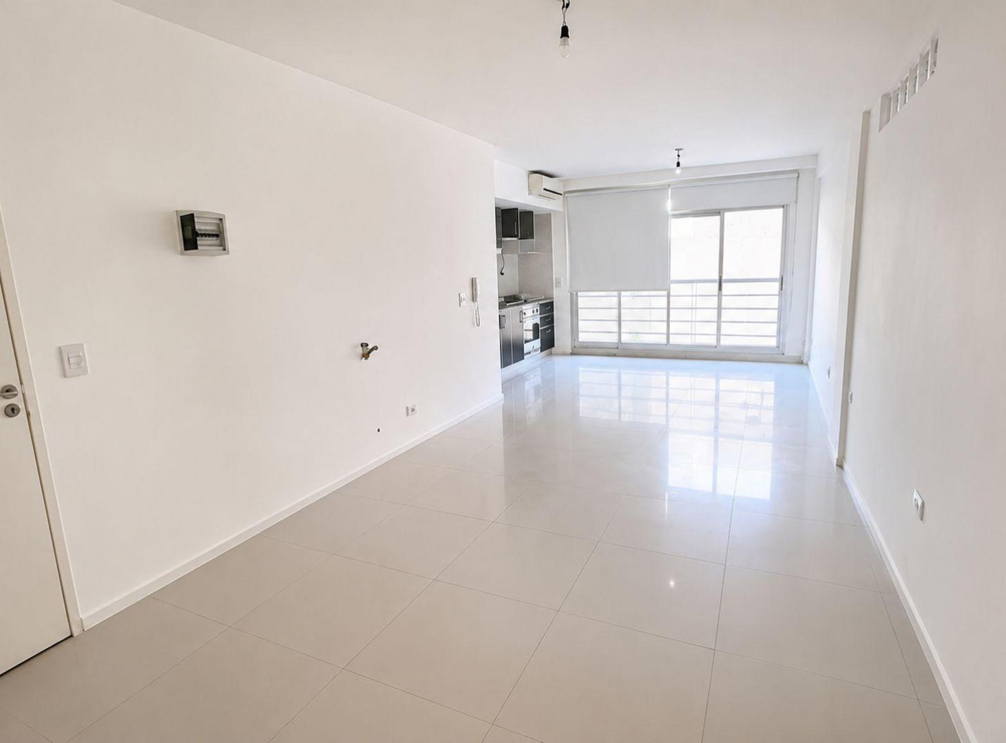 Foto de Alquiler - Monoambiente con balcón y amenities, imagen 2