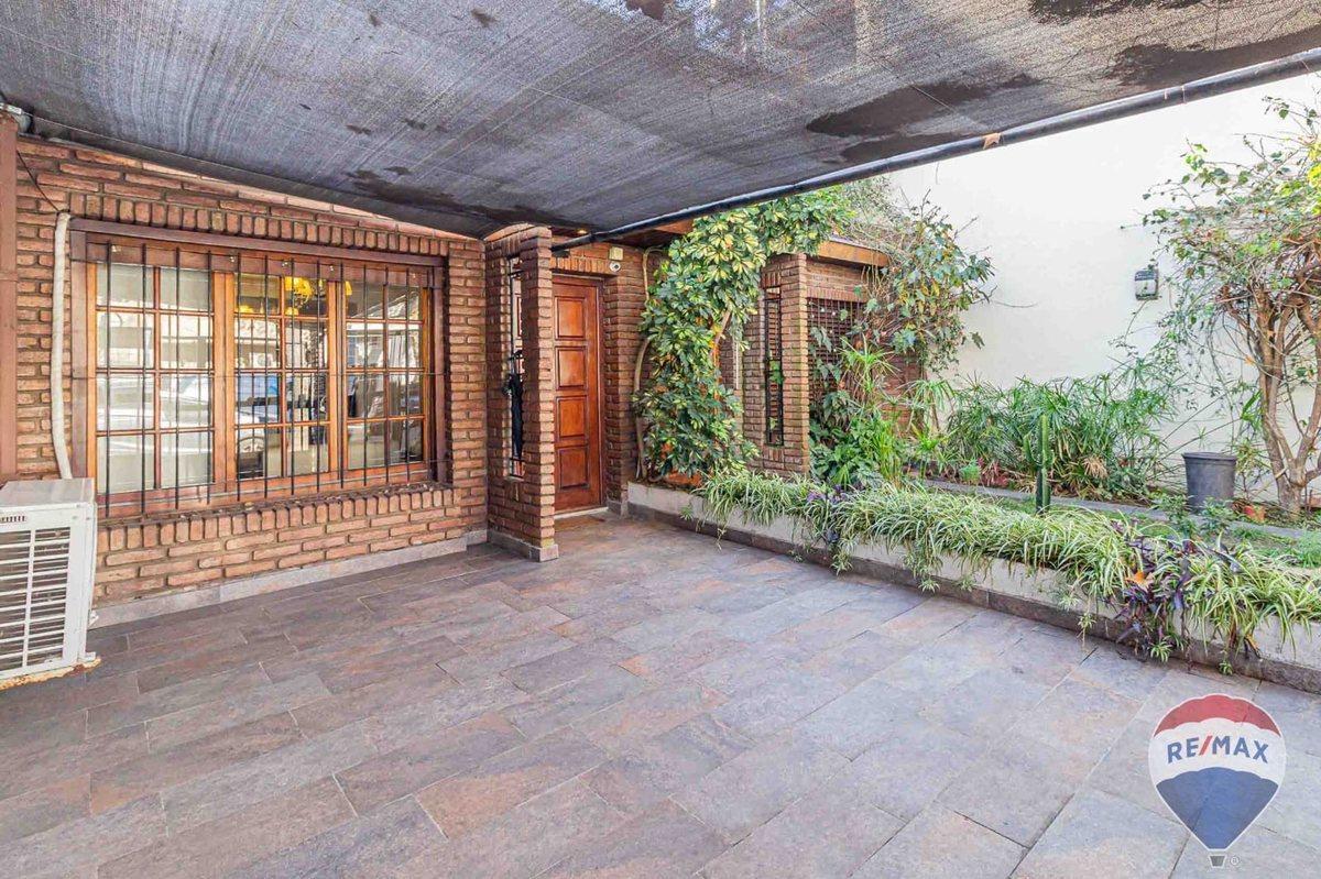 Foto de Venta Casa 5 amb C/ Cochera y Patio Villa Devoto, imagen 4