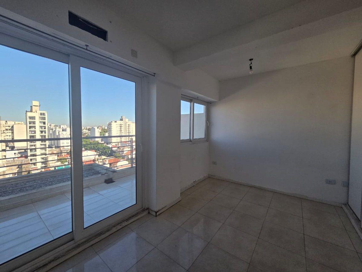 Foto de 1 o 2 ambientes con balcón aterrazado cochera, imagen 2