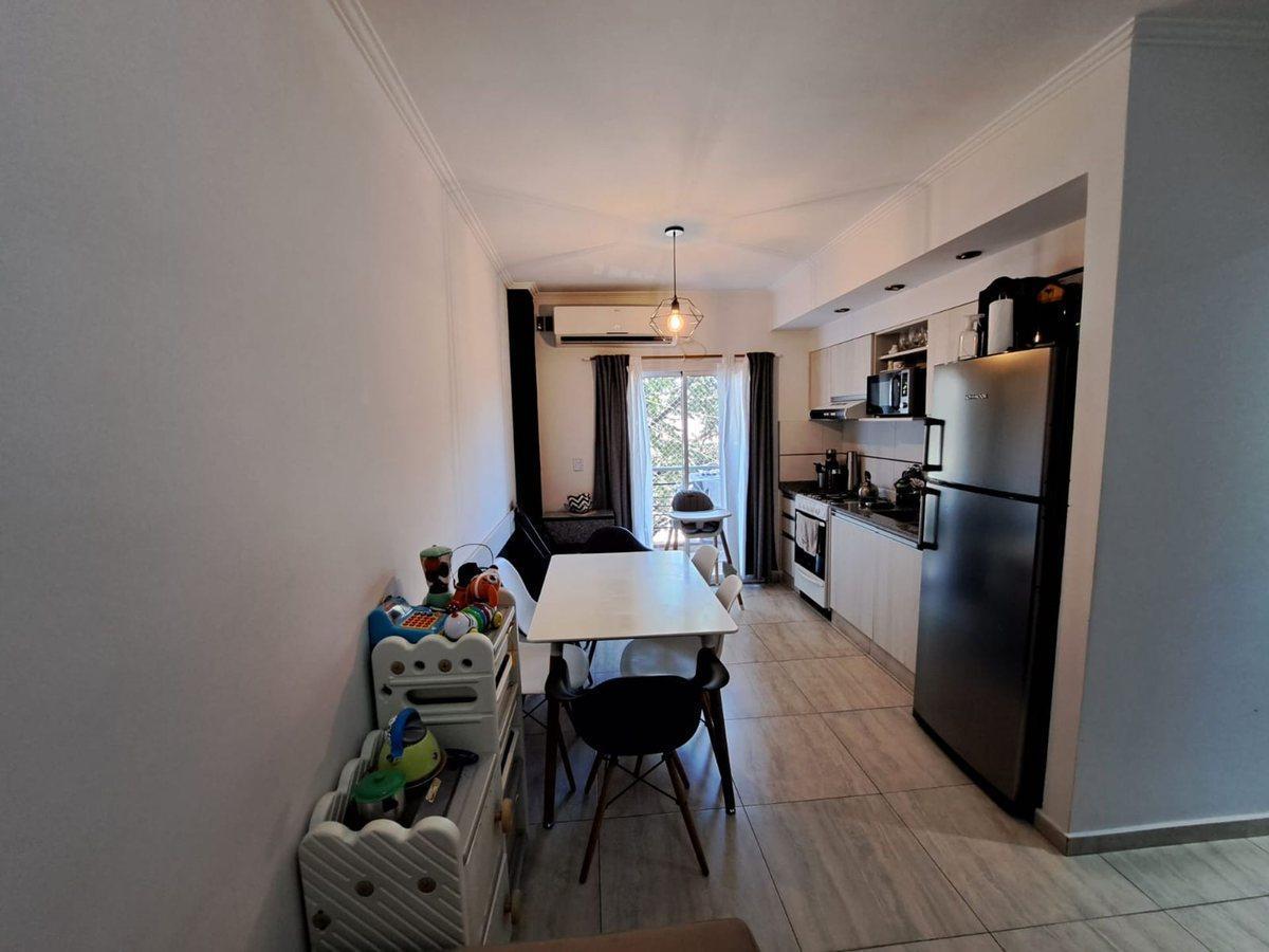 Foto de Departamento 2 Ambientes + Venta + Caseros Balcón, imagen 5
