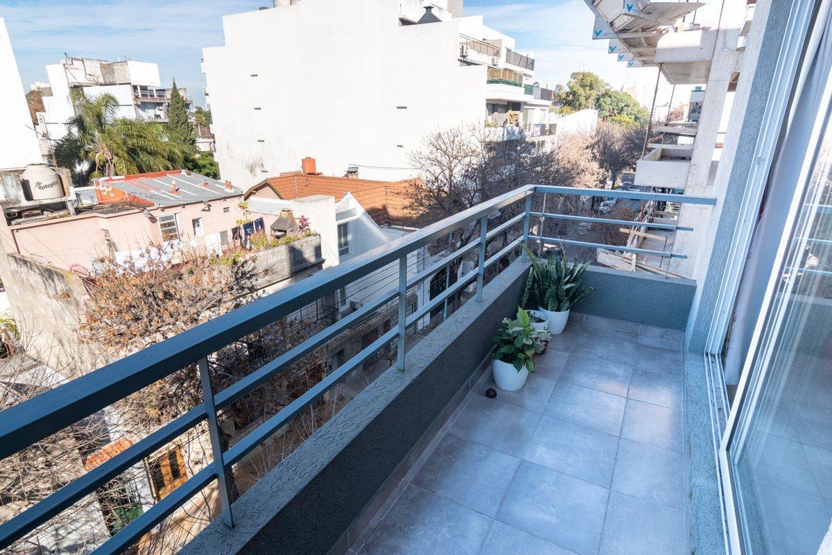 Foto de VENTA! CON RENTA 2 AMB EN EL CORAZON DE SAAVEDRA, imagen 2