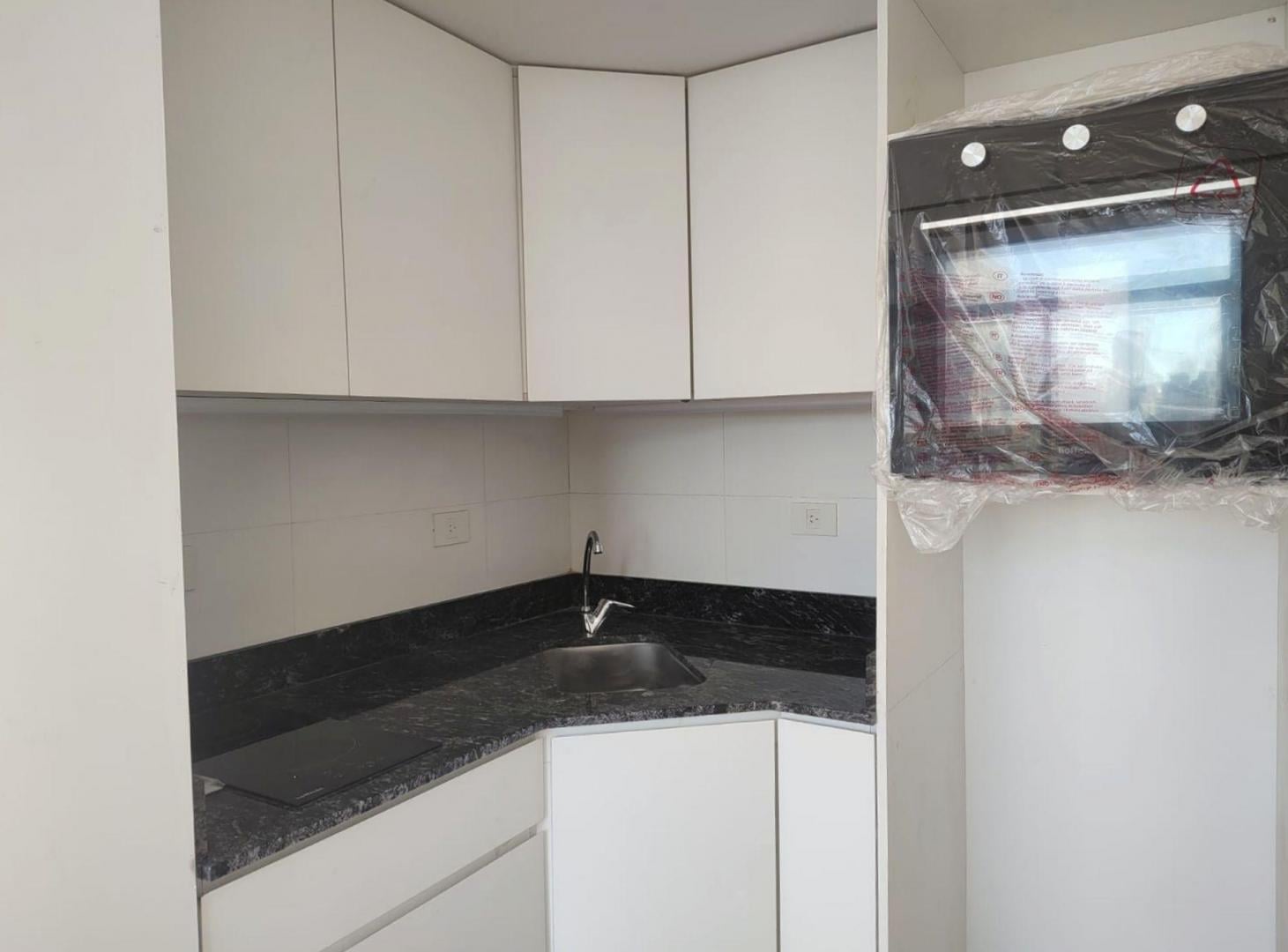 Foto de VENTA MONOAMBIENTE A ESTRENAR PISO ALTO- SAAVEDRA, imagen 4