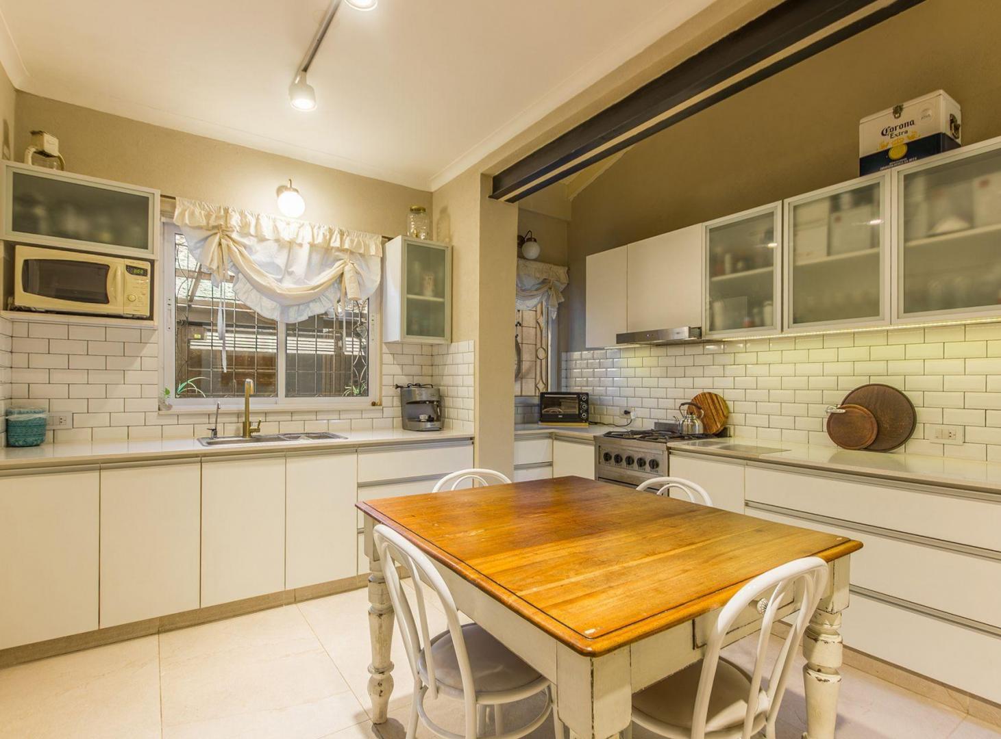 Foto de VENTA CASA LOTE PROPIO 3 AMB C/ PATIO EN MARTINEZ, imagen 5