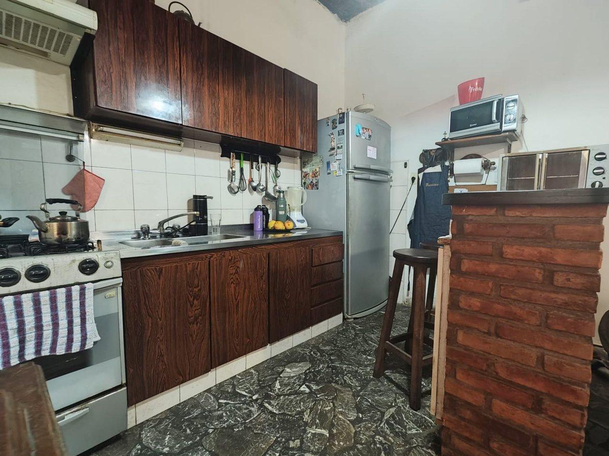 Foto de Venta Casa C/local- 4 ambientes en San Martin, imagen 4