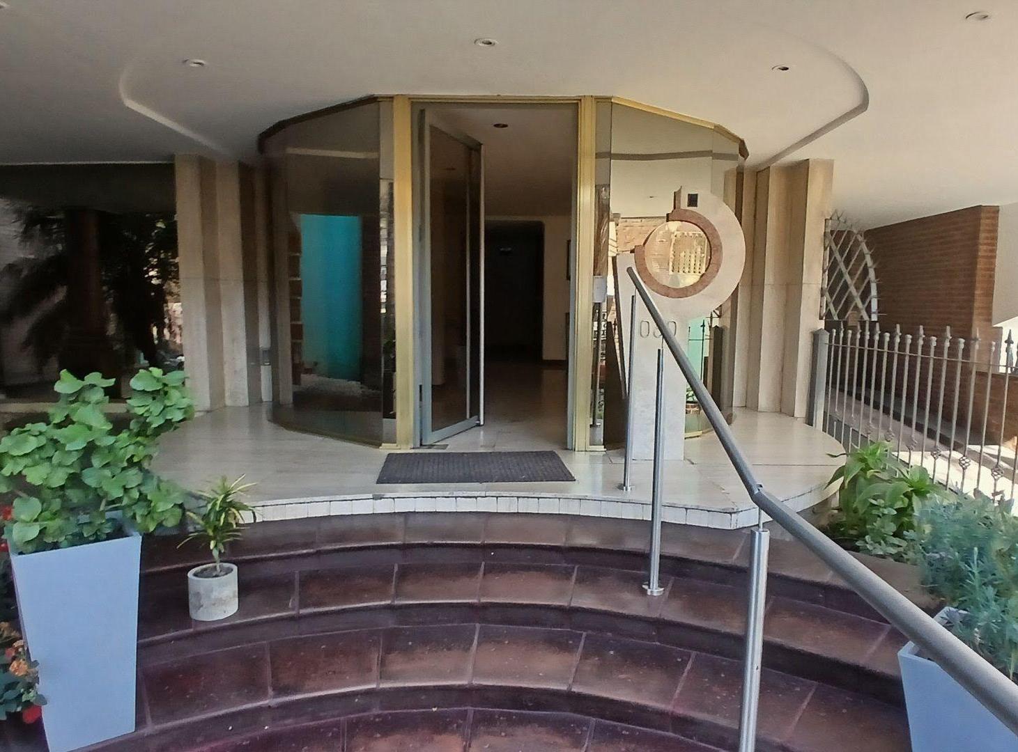 Foto de VENTA DPTO 2 AMBIENTES C/COCHERA. MORON, imagen 4