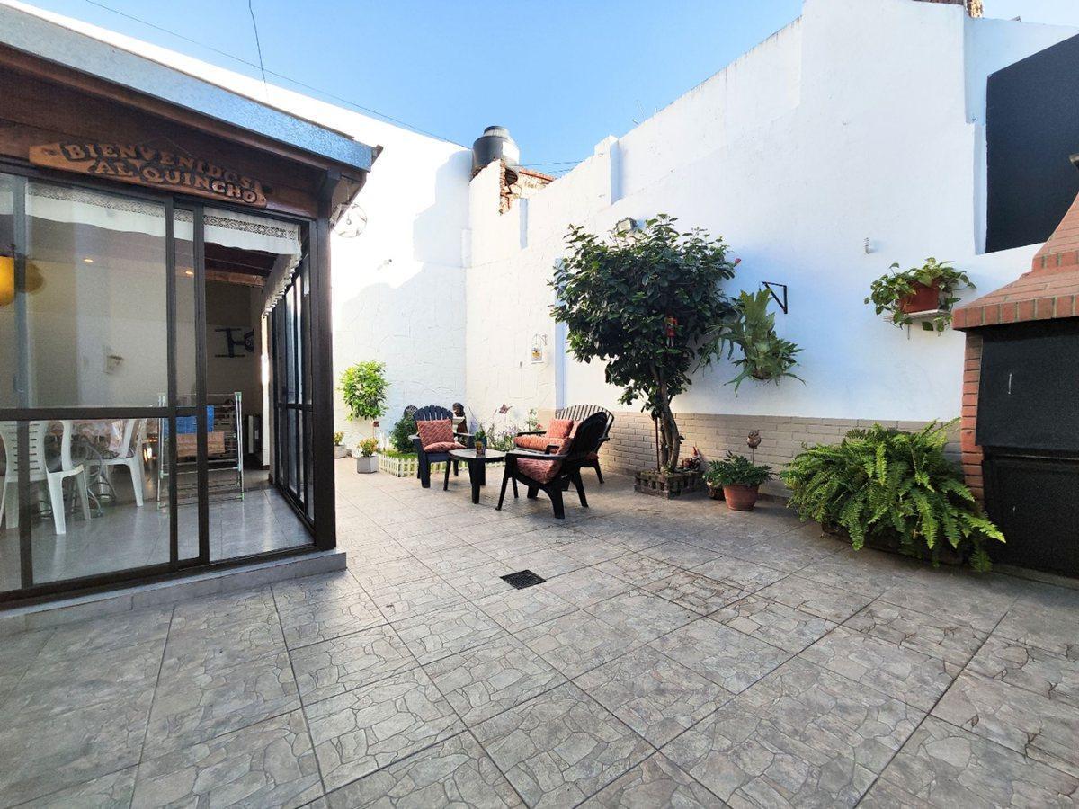Foto de Casa Multifamiliar 6 amb en venta - Ciudadela, imagen 5
