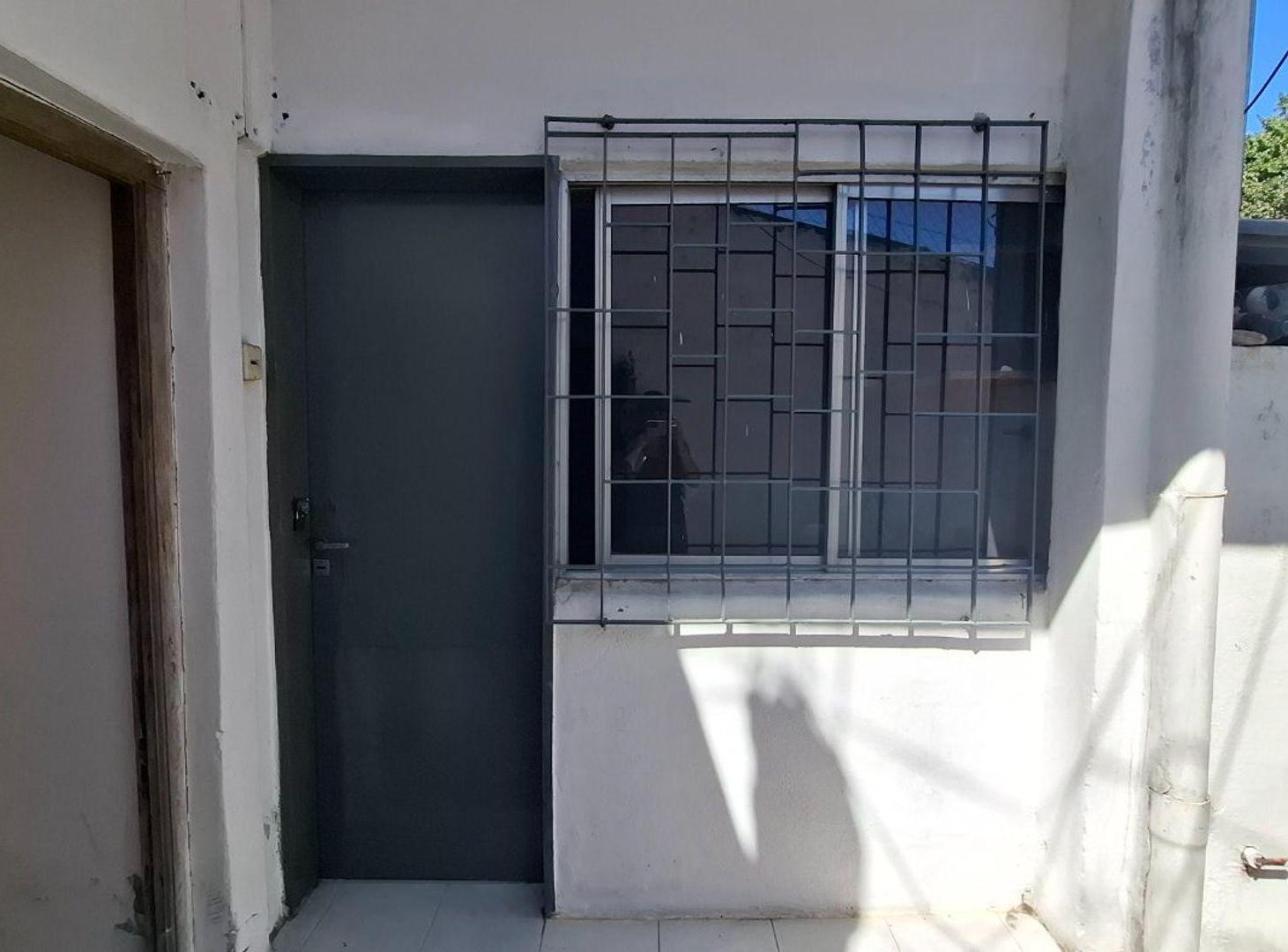 Foto de Multifamiliar - Venta en block 7 PH - Don Torcuato, imagen 5