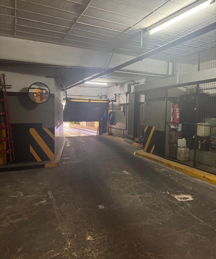 Foto de Cochera en venta ALMAGRO OPORTUNIDAD, imagen 2