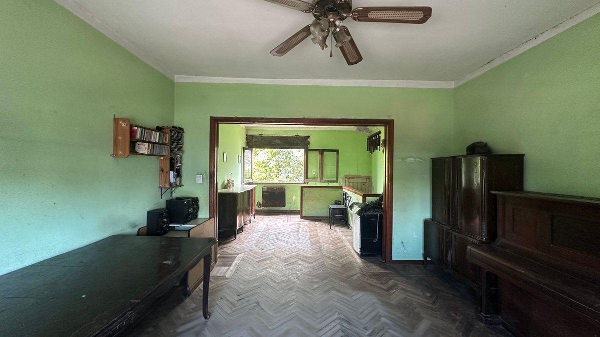 Foto de VENTA PH 4 AMB C/ LOCAL SIN EXPENSAS VIRREYES, imagen 4