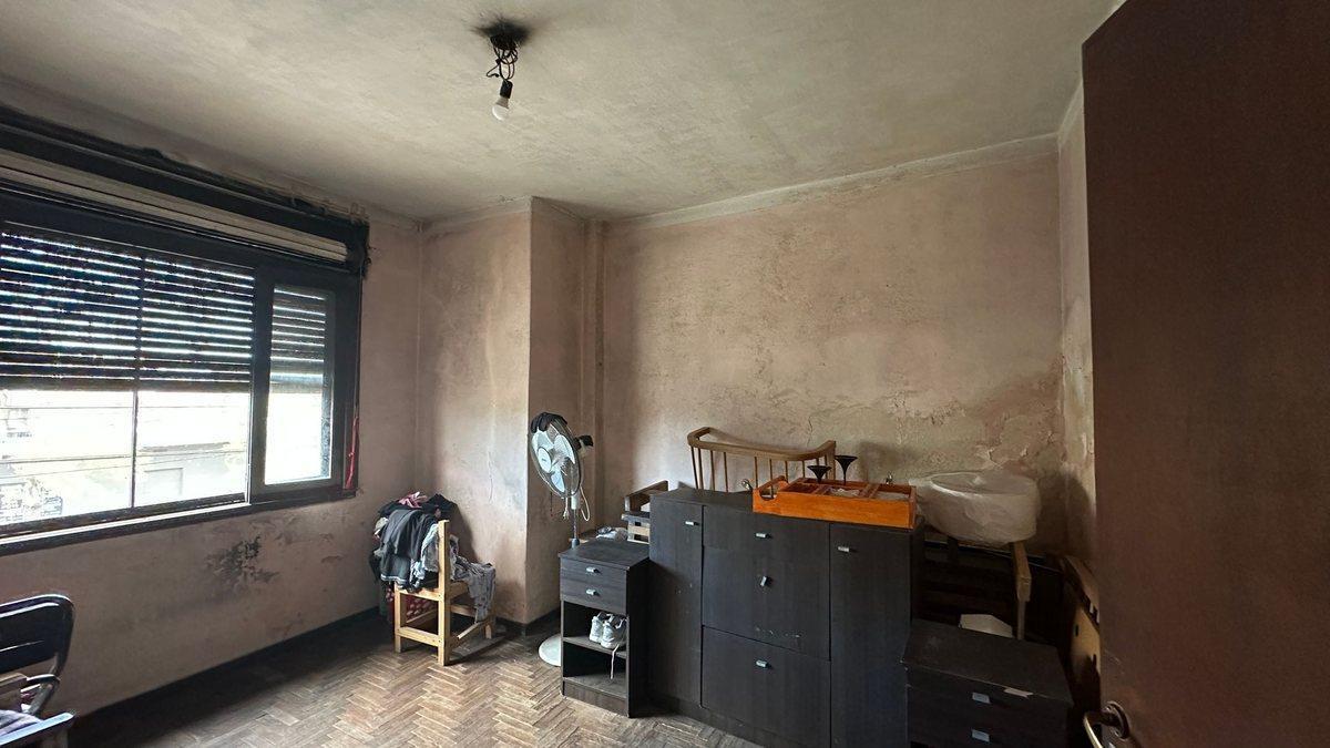 Foto de VENTA PH 4 AMB C/ LOCAL SIN EXPENSAS VIRREYES, imagen 3