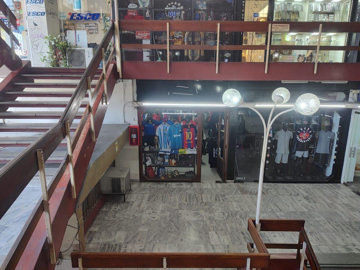 Foto de Local en venta- Sobre AV. MEEKS- Lomas de Zamora, imagen 1