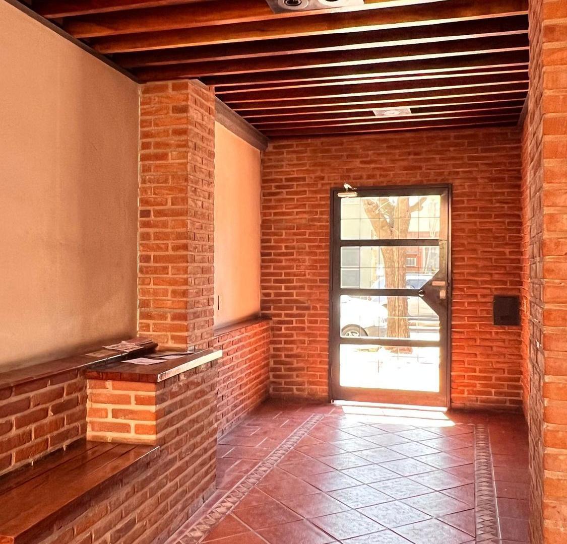 Foto de Venta depto 3 amb 3 cocheras San Isidro, imagen 3