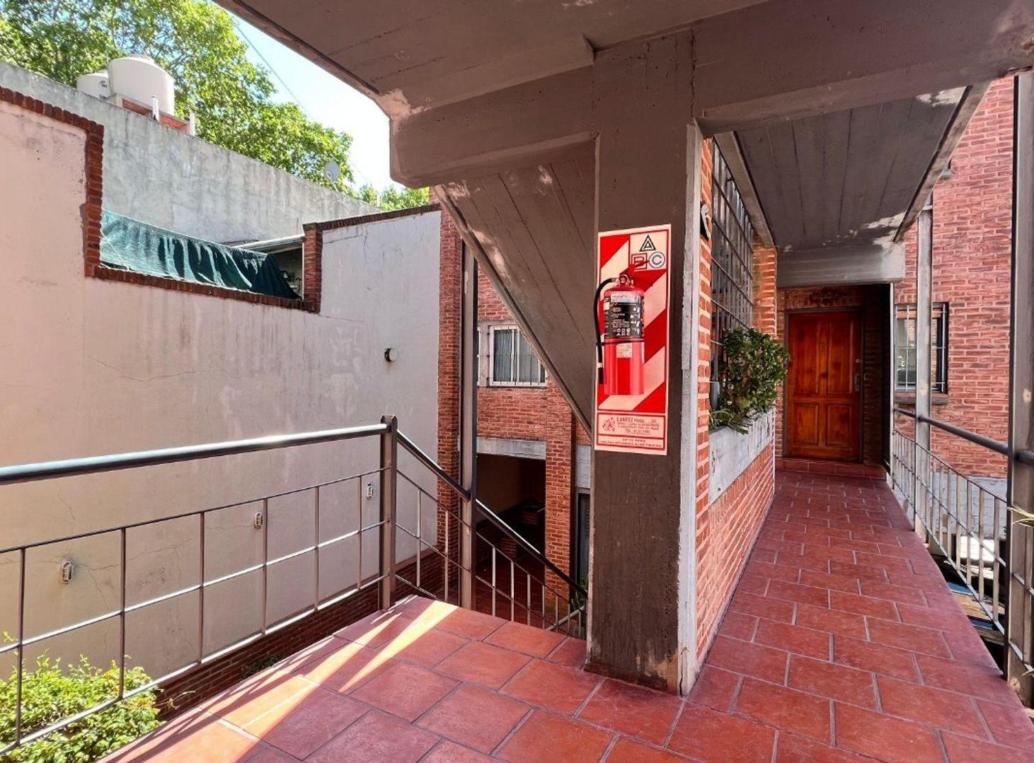 Foto de Venta depto 3 amb 3 cocheras San Isidro, imagen 5