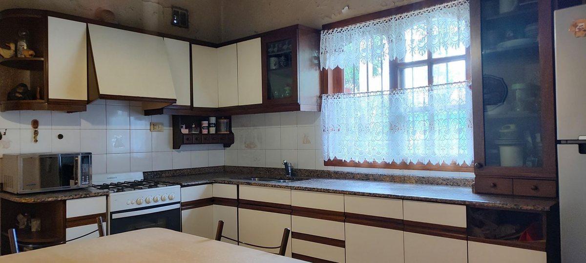 Foto de VENTA CASA MULTIFAMILIAR 5 AMB. A/C VILLA ADELINA, imagen 4
