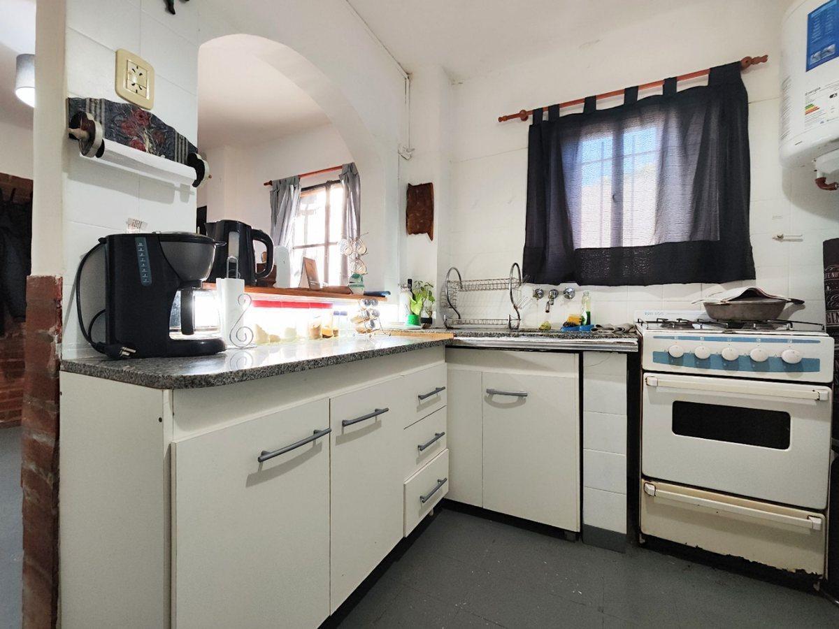 Foto de PH 2 AMB SIN EXPENSAS VENTA SAENZ PEÑA OPORTUNIDAD, imagen 3