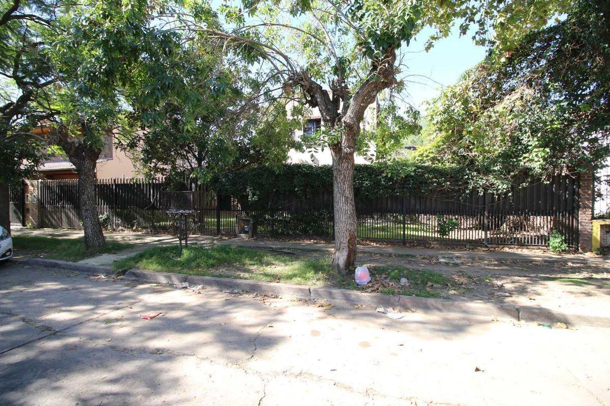 Foto de Venta casa Torcuato Lote 1.000 m2 Pileta Quincho, imagen 3