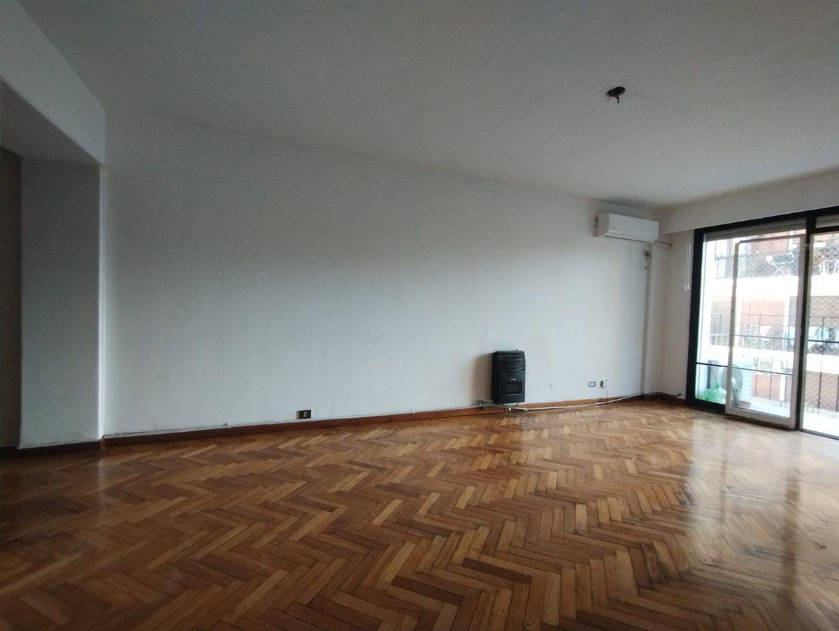 Foto de VENTA DEPTO 4AMB-BALCON-FRENTE-ALMAGRO-APT CREDITO, imagen 3