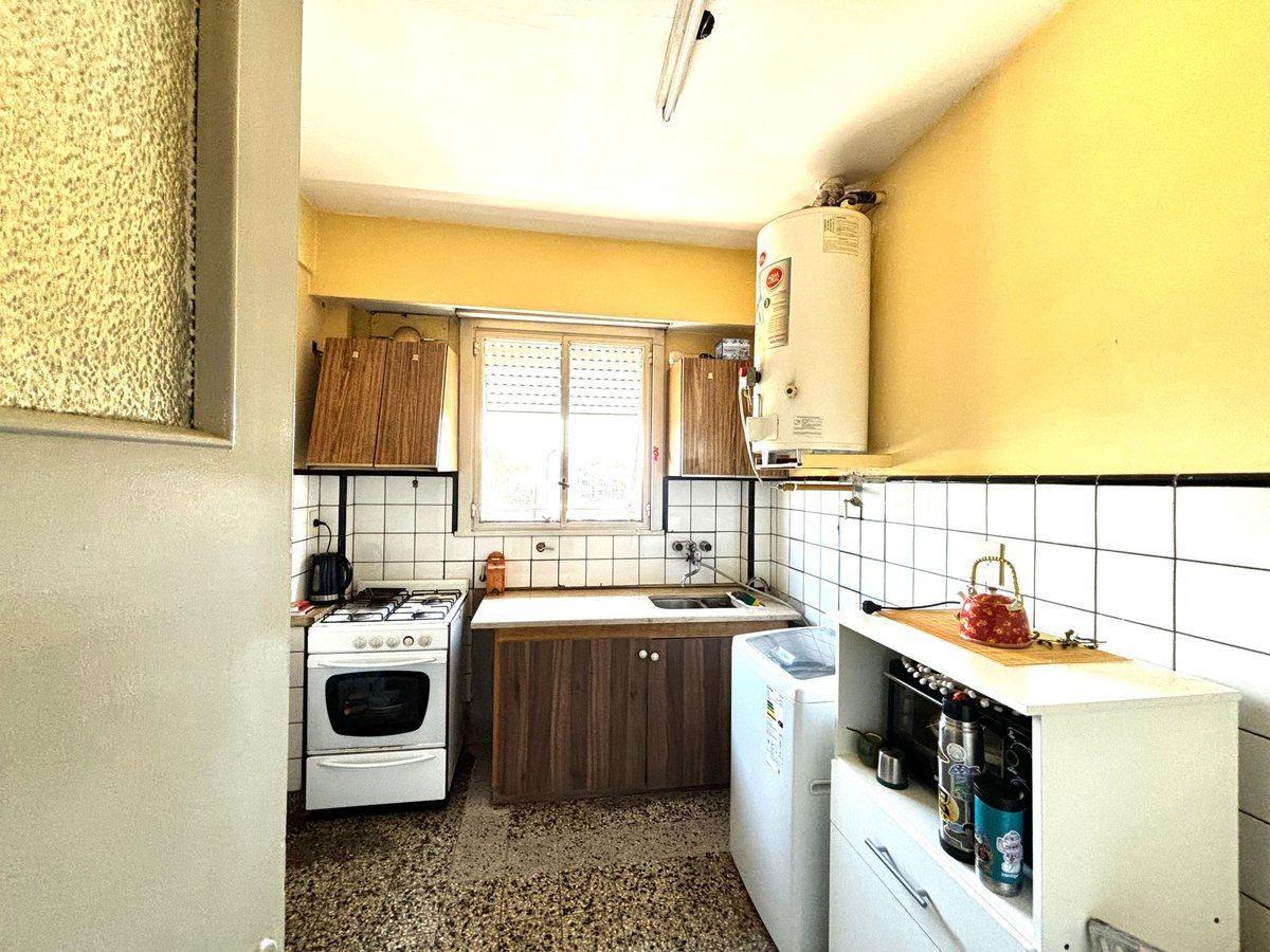 Foto de VENTA DEPTO 2AMB DIVIDIDO 3AMB VTE LOPEZ CREDITO, imagen 4
