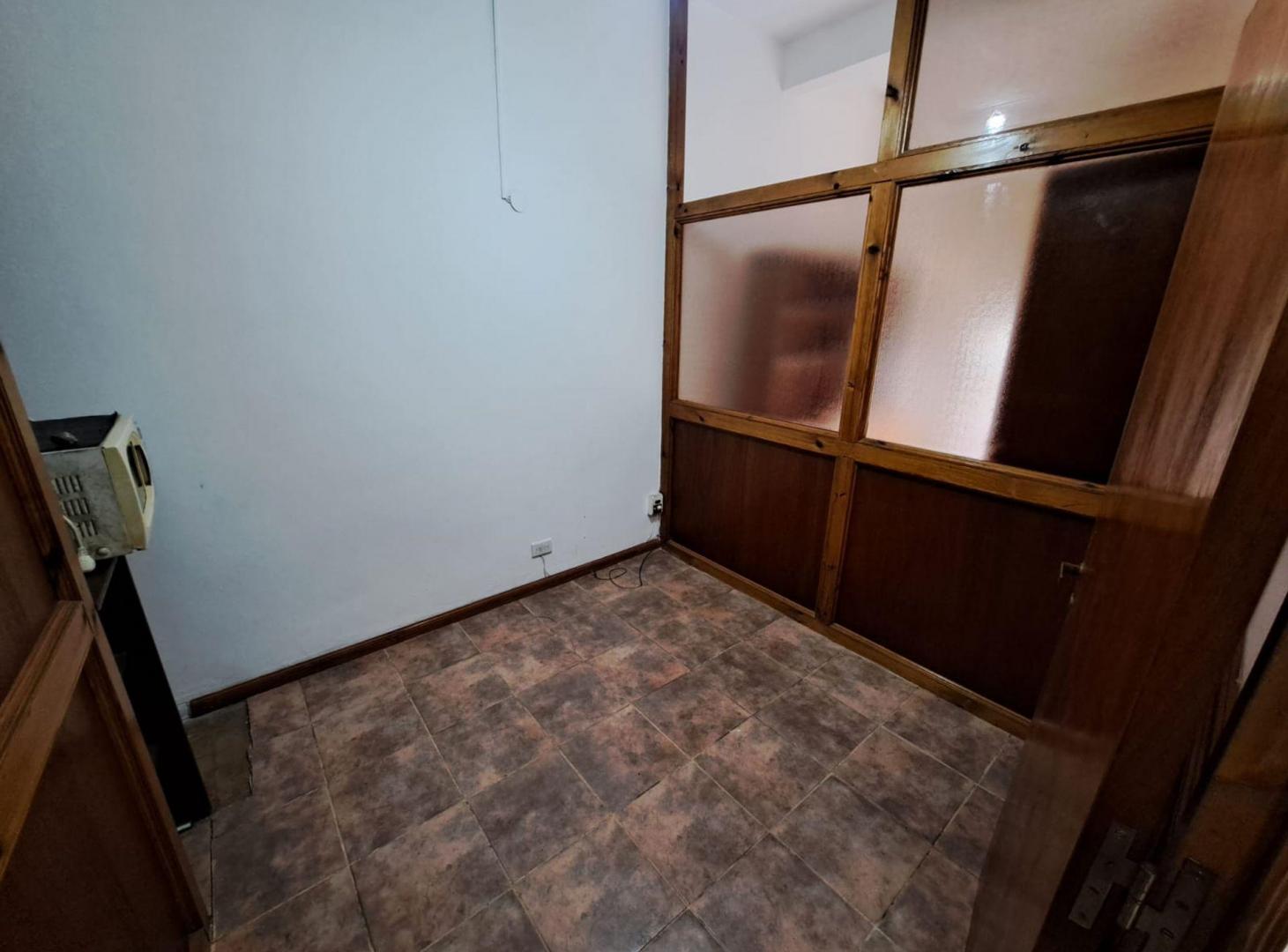 Foto de Oficina Venta Caseros Esquina San Martín y Alberdi, imagen 5