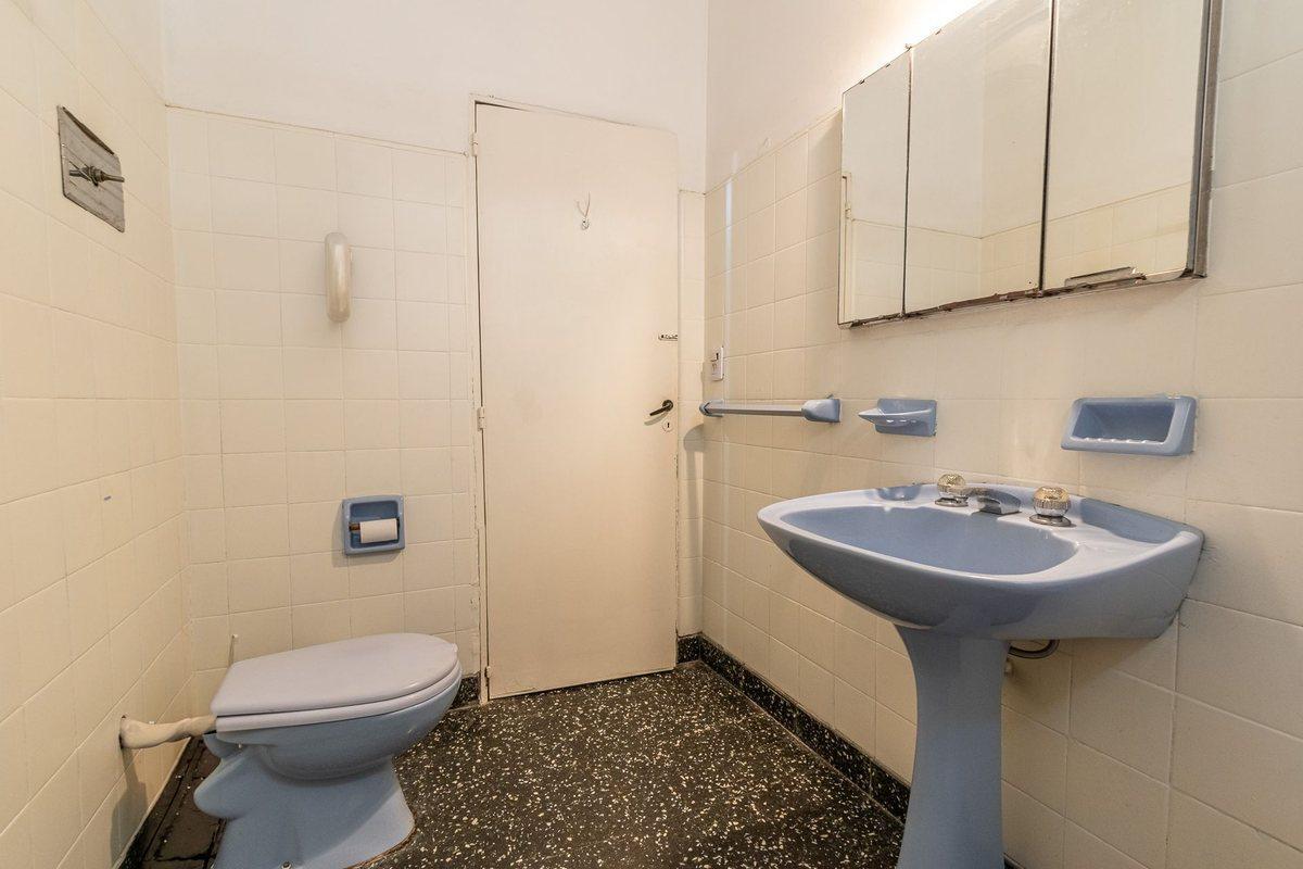 Foto de Venta PH 2 amb Boulogne planta baja jardin e/auto, imagen 4