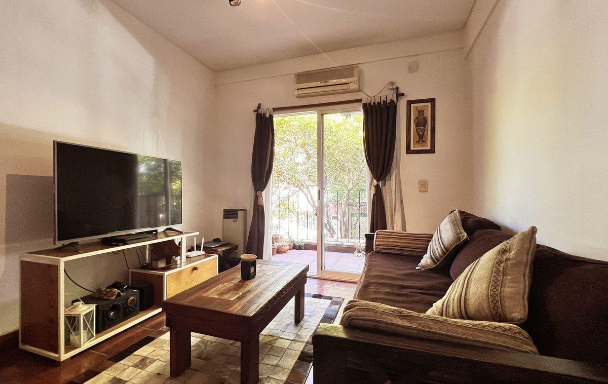 Foto de VENTA 2 amb en Dúplex con Cochera y Balcón Florida, imagen 3