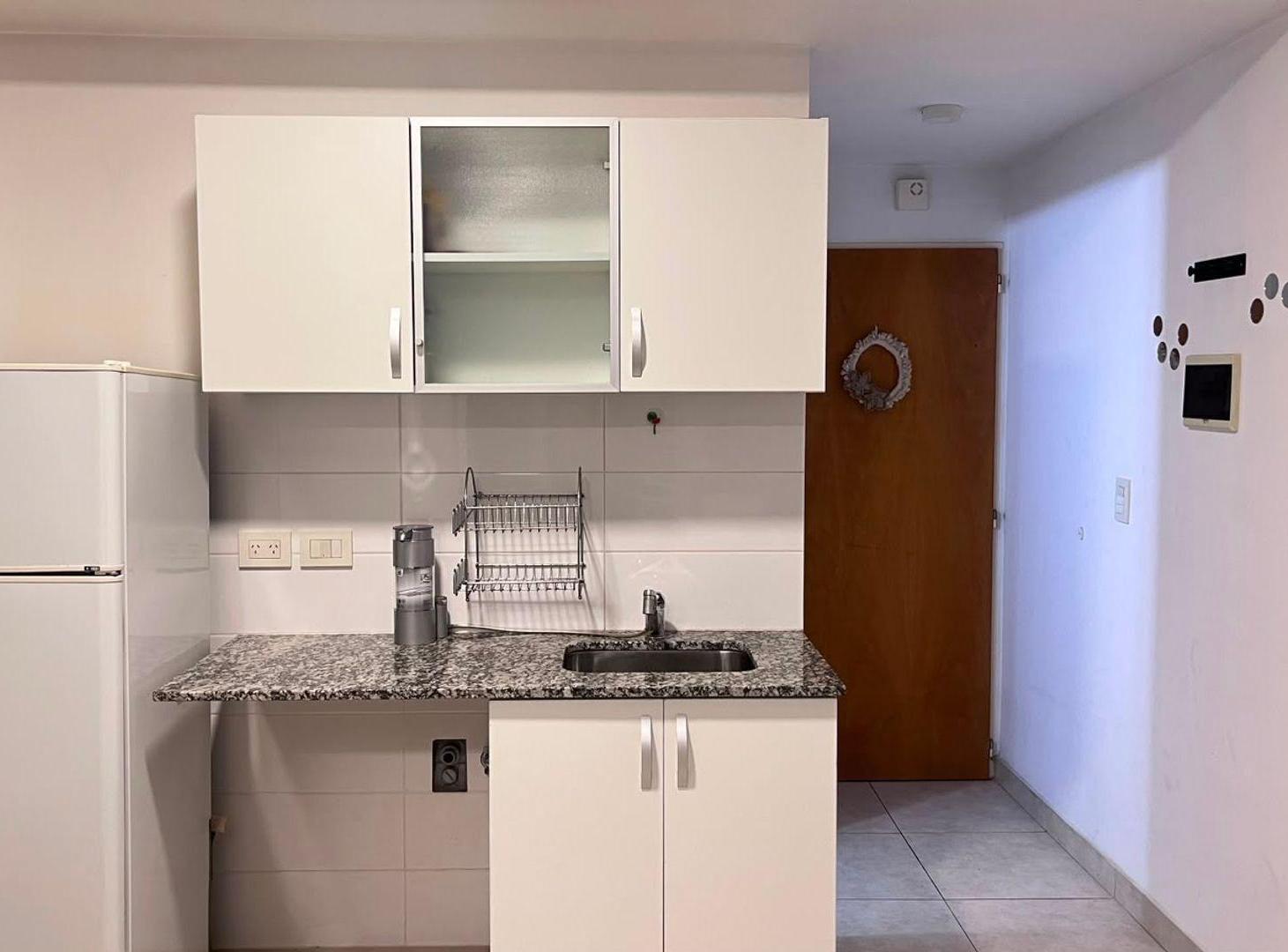 Foto de MONOAMB.+ 1 VENTA. RAMOS MEJIA.C/PATIO SUM Y PARRI, imagen 5