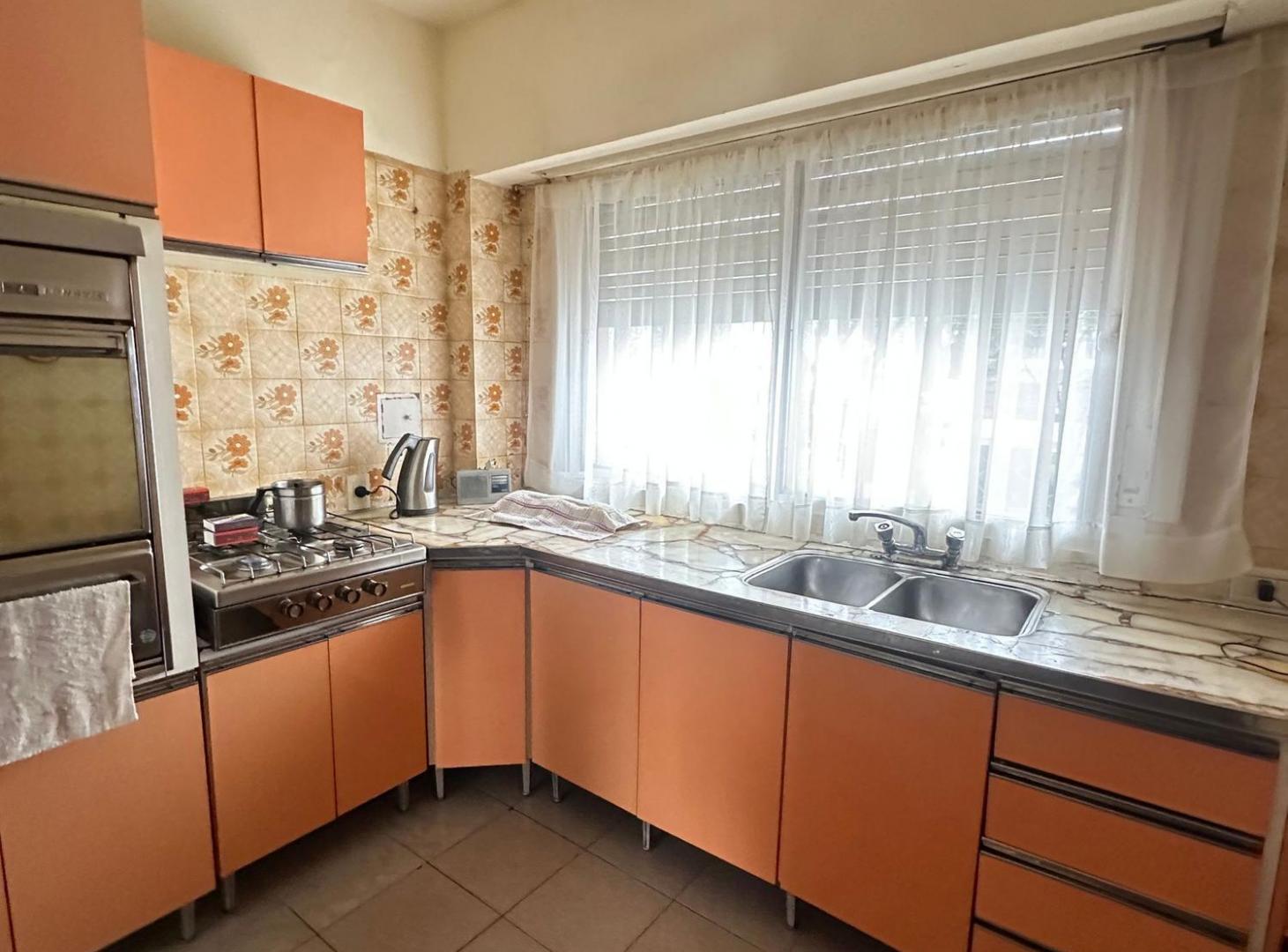 Foto de VENTA EDIFICIO DE VIV. CON COCH EN V.LOPEZ, imagen 5