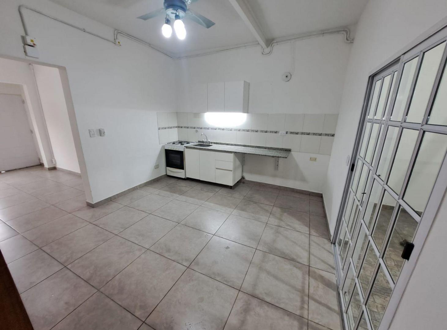Foto de Depto 2 ambientes en Alquiler Caseros, imagen 3