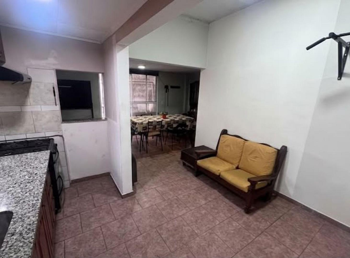 Foto de MULTIFAMILIAR EN VENTA EL PALOMAR CON GARAJE!, imagen 1