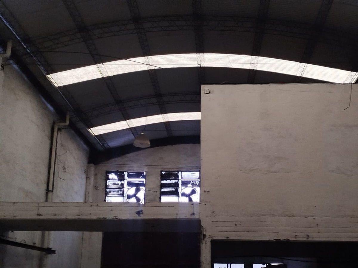 Foto de DEPOSITO A LA VENTA EN LOMA HERMOSA!!, imagen 1