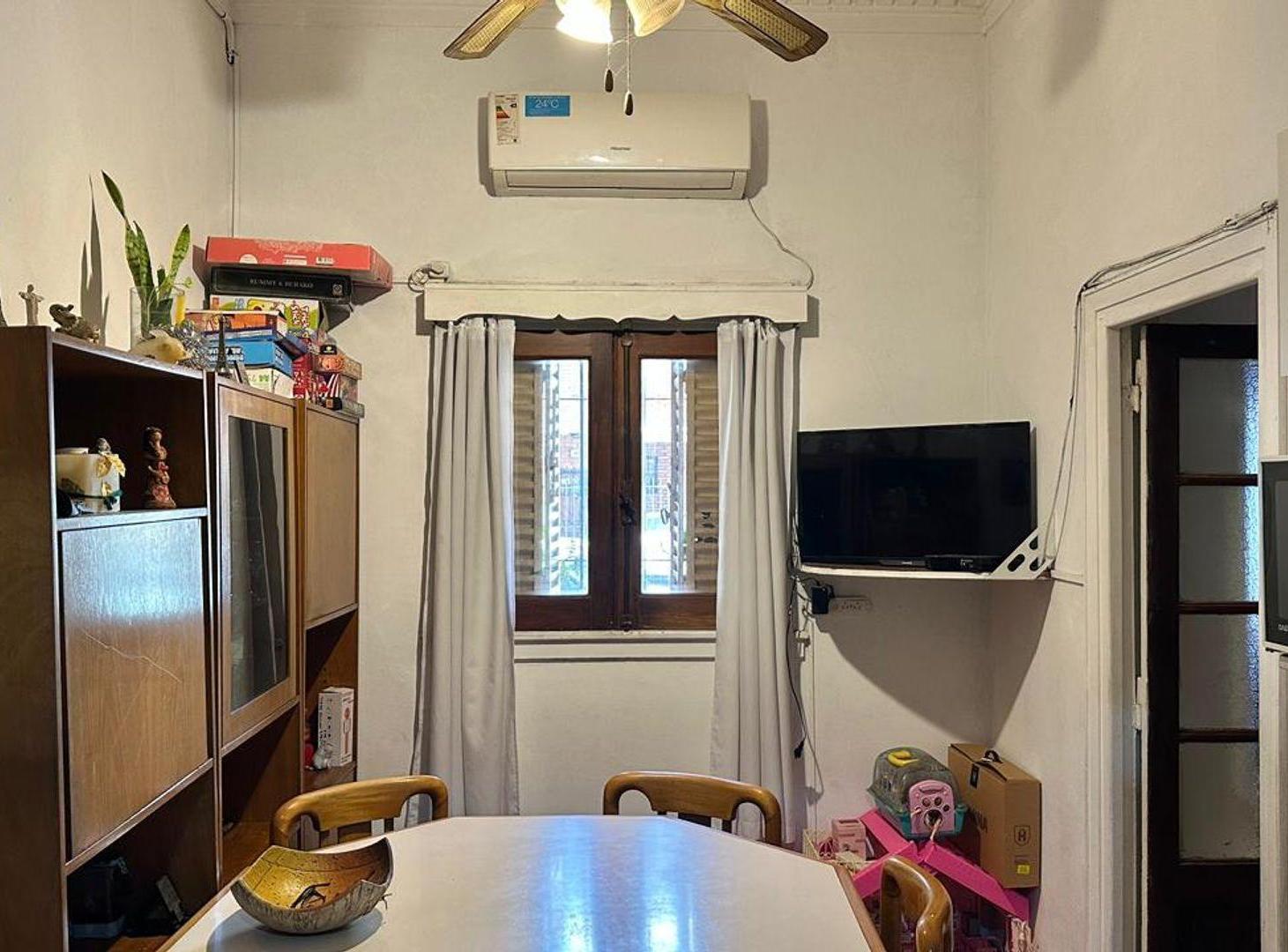 Foto de VENTA PH 4 AMB SAAVEDRA A REFACCIONAR CON TERRAZA, imagen 2