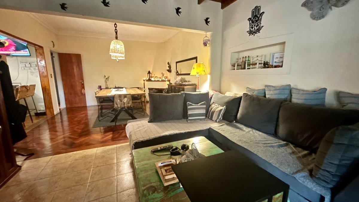 Foto de VENTA CASA SAN ISIDRO 3 AMB PILETA NUEVO PRECIO, imagen 2