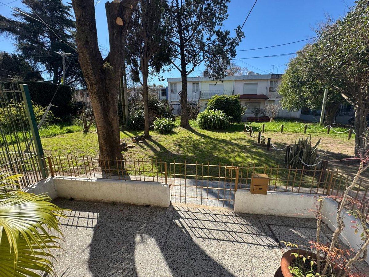 Foto de PH 4 Amb venta Villa Tesei- Cochera y Terraza, imagen 2